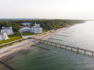 Deutschland, Mecklenburg-Vorpommern , Landkreis Doberan, , Mecklenburger Bucht, Heilgigendamm, Seebrücke Heiligendamm, Grandhotel Heiligendamm,