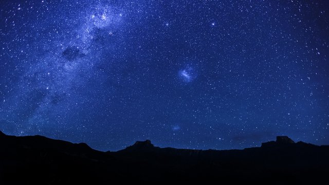 Milky Way over the Amphitheatre, Royal Natal National Park, Drakensberg, Kwazulu Natal, South Africa, Africa