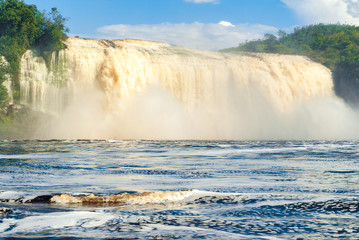 Salto Hacha in Laguna de Canaima, Venezuela