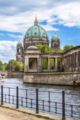 Fototapeta na wymiar River Spree and the Berlin Cathedral in Berlin, Germany
