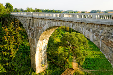 Stare mosty kolejowe w Stańczykach © RK PhotoStock