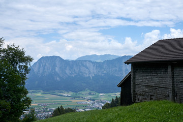 Fototapeta na wymiar Hütte in den Schweizer Alpen