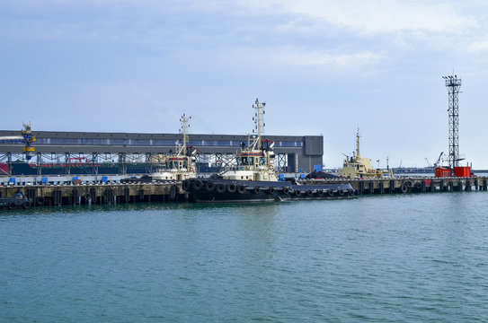 Sea pier with parapets in Tuapse
