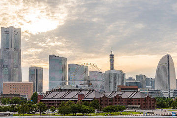 夕方の横浜みなとみらい　The clouds of nightfall in Minatomirai