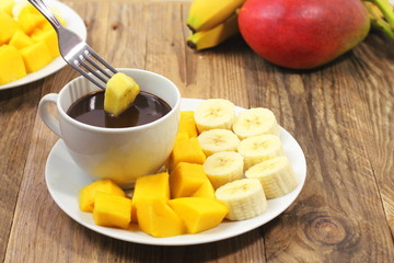 Serving of sweet fondue