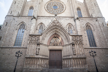 Fototapeta na wymiar Religious building, Santa Maria del Mar in El Born quarter of Barcelona.