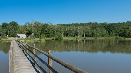 Naklejka premium etang de l'aquiaulne