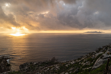 Sea sunset in the horizon