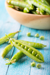 peas vegetable green harvest vegan products
