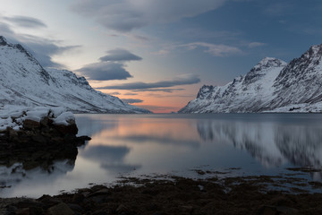 Fototapeta na wymiar Sun Set over the Fjord