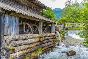 Mühle Holz Wasser Detail