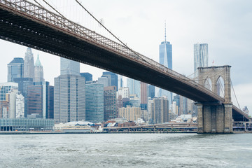 Fototapeta na wymiar The Brooklyn Bridge and Manhattan skyline, seen from DUMBO, Brooklyn, New York City
