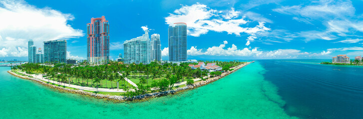 Fototapeta na wymiar Panorama view of Miami Beach, South Beach, Florida, USA. 