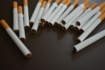 Beautifully scattered cigarettes on the table