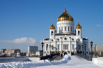 Fototapeta na wymiar MOSCOW, RUSSIA - February, 2018: The Cathedral of Christ the Saviour in winter day