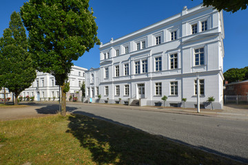 Circus - Putbus - Die Weiße Stadt auf Rügen