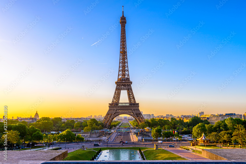 Sticker view of eiffel tower from jardins du trocadero in paris, france. eiffel tower is one of the most ico