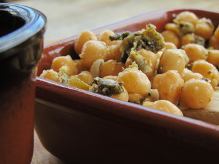 Chickpeas with spinach.