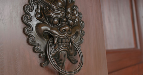 Traditional Chinese architecture lion statue lion wooden door handle
