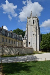 Fototapeta na wymiar Tour Saint-Nicolas, Abbaye du Bec-Hellouin (France)
