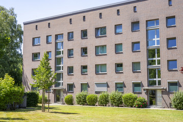 Fassade eines modernen Wohngebäudes in Hamburg, Deutschland