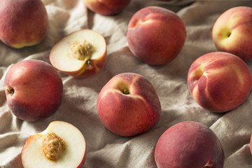 Raw Ripe Organic White Peaches
