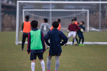 Obraz premium Visione ravvicinata delle squadre di calcio del torneo under 18