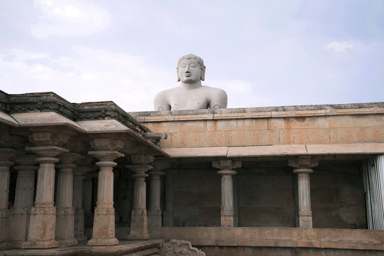 A gigiantic monolithic statue of Bahubali, also known as Gomateshwara, Vindhyagiri Hill, Shravanbelgola, Karnataka. View from the temple courtyard.