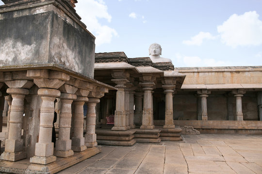 A gigiantic monolithic statue of Bahubali, also known as Gomateshwara, Vindhyagiri Hill, Shravanbelgola, Karnataka. View from the temple courtyard.