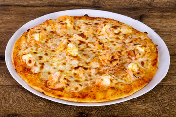 Pizza with prawn