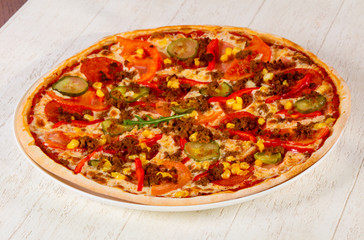 Pizza with minced meat