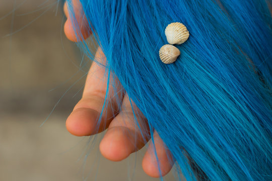 blue hair