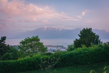 Blick auf Vevey Alpen Panorama Montreux Riviera Schweiz Wunderschöne Landschaft