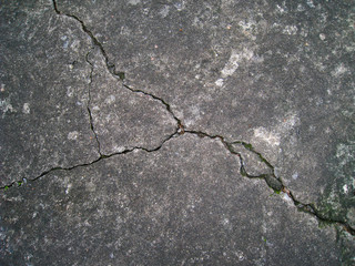 Obraz premium concrete crack on the floor.