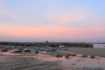 pink light harbour