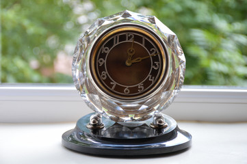 Old desktop clock
