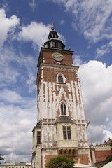 Fototapeta na wymiar Tour de l'Hôtel de Ville à Cracovie, Pologne