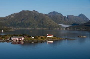 Fototapeta na wymiar Morgens auf den Lofoten, Norwegen