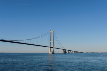 Obraz premium Great Belt bridge at sunny day