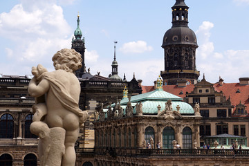 Fototapeta na wymiar View of Dresden Castle from the balustrade of Zwinger, Dresden Germany