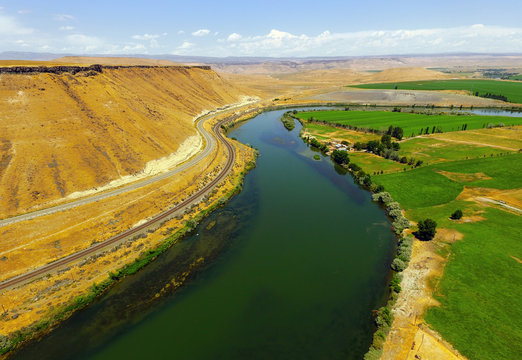 The Snake River Meanders across Idaho at Glenns Ferry