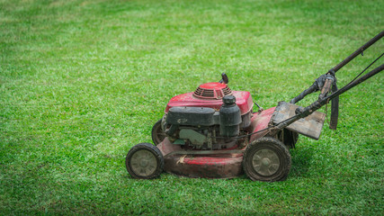 Obraz premium Lawn Mower Machine