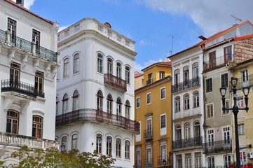 Fototapeta na wymiar Häuser in Coimbra