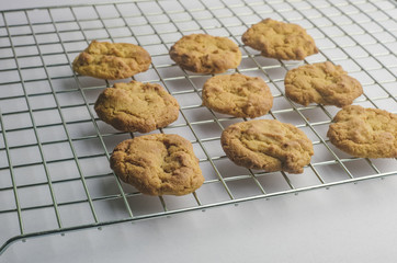 Cookies stack on steel grids