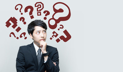 男性と疑問