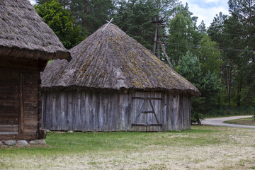 Fototapeta na wymiar Large traditional Polish barn in the Podlasie region in Poland