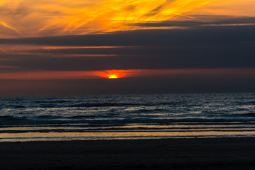 Fototapeta na wymiar Sunset at the North Sea