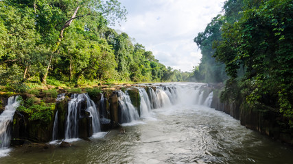 Fototapeta na wymiar Pha Suam waterfall, Paksa
