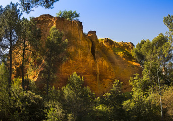 The ocher rocks of Roussillon. Vaucluse, Provence, France