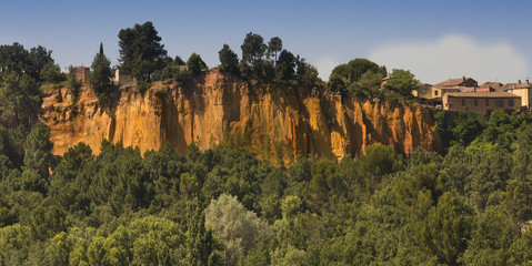 The ocher rocks of Roussillon. Vaucluse, Provence, France